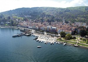 마조레 호수 & 보로메안 섬 : 홉온 홉오프 보트 티켓