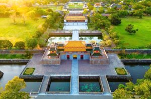 (한국어가이드) 후에 왕궁 + 사원 단독 투어 / 다낭 출발