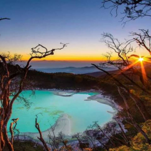 반둥 프라이빗 까와 뿌띠 투어