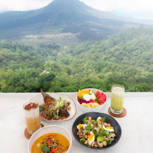 (한국어가이드) 발리 바투르산 일출 지프 + 블랙라바 + 낀따만이 카페 단독 투어